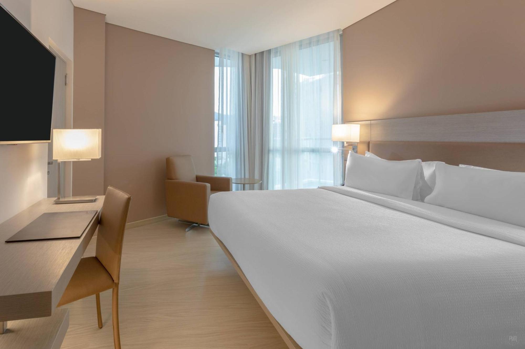 Ac Hotel By Marriott Santa Marta Kültér fotó