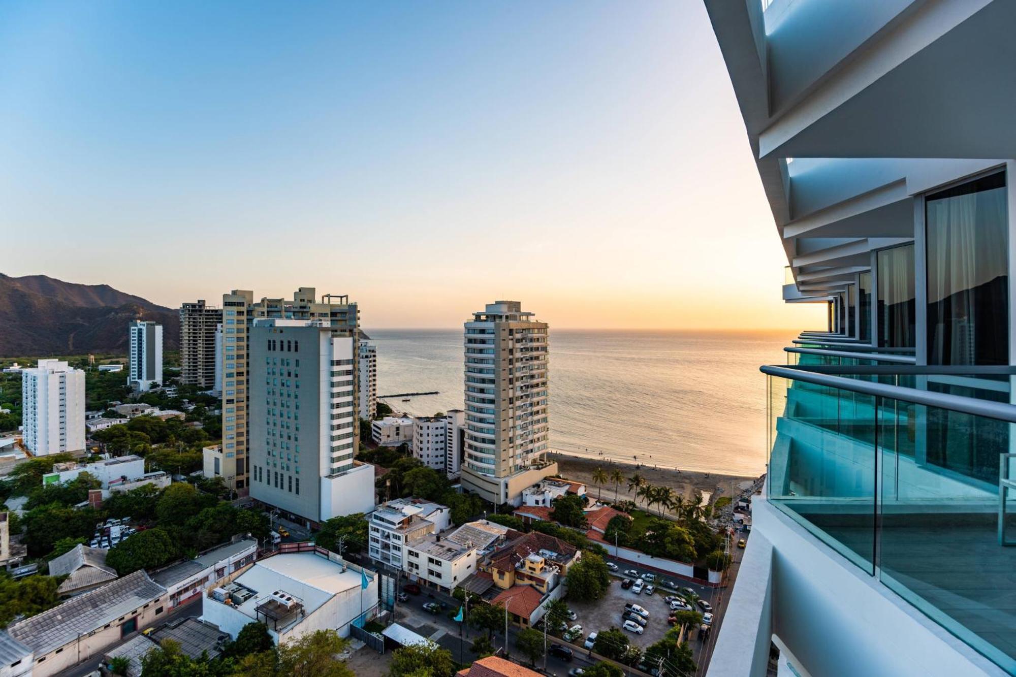 Ac Hotel By Marriott Santa Marta Kültér fotó
